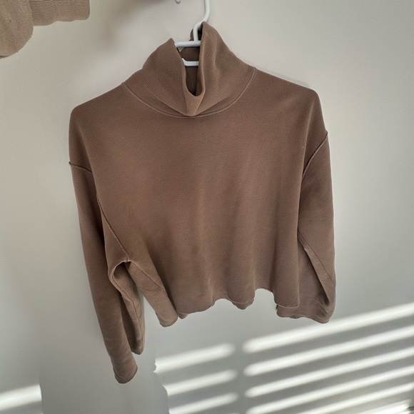 Zara Tops - Zara Light Chocolate Turtle Neck Crop Sweater